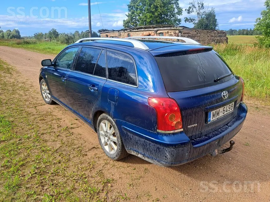 Toyota Avensis 2006 photo 5