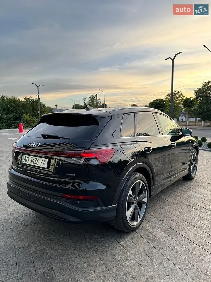 Audi Q4 E-Tron 2022 photo 2