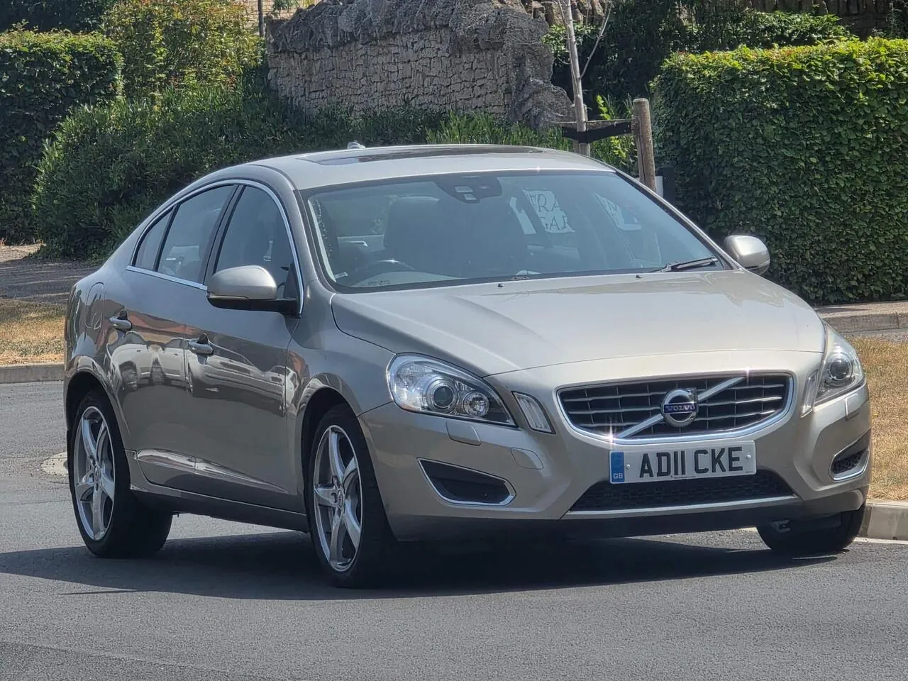 Volvo S60 2011 photo 2