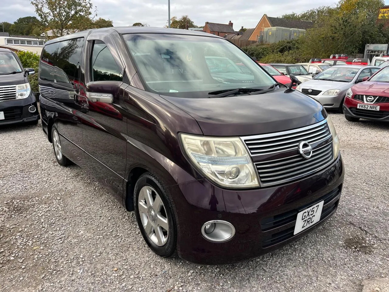 Nissan Elgrand 2007 photo 3