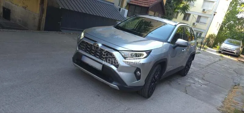 Toyota Rav 4 2019 photo 2