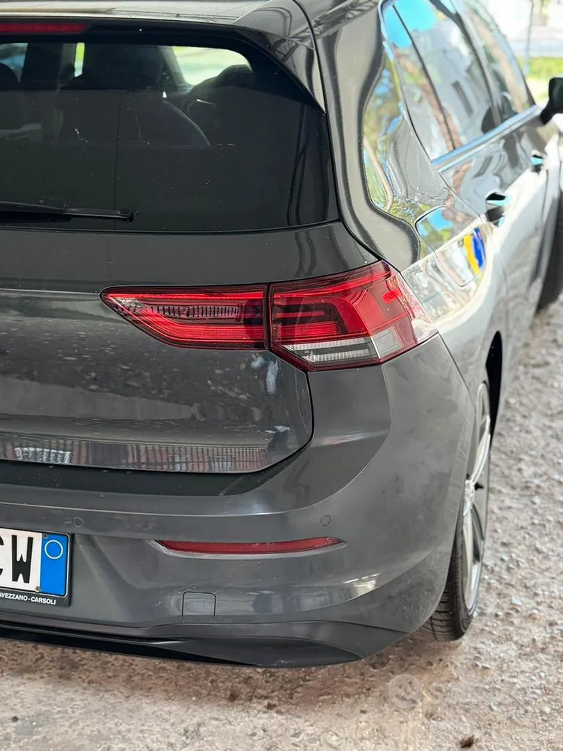 Volkswagen Golf 2021 photo 2