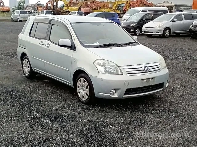 Toyota Raum