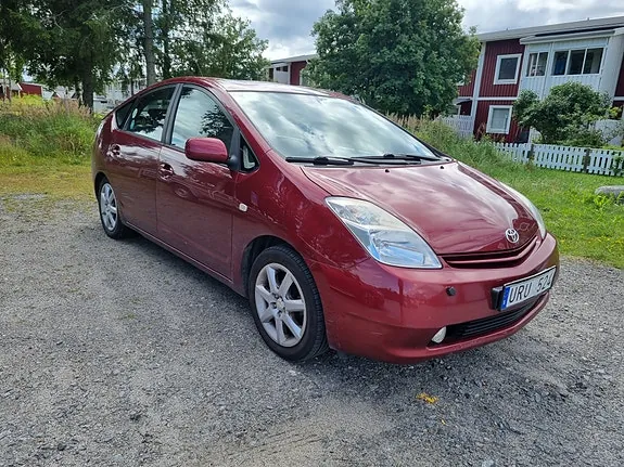 Toyota Prius 2004 photo 3