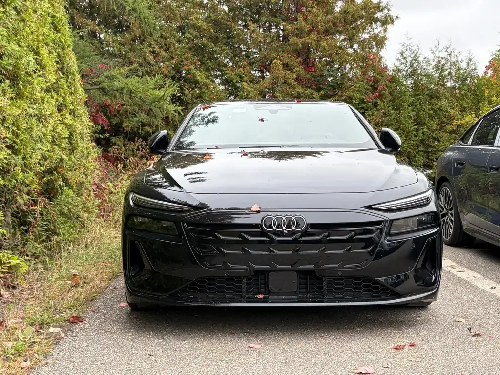Audi A6 E-Tron 2027 photo 2