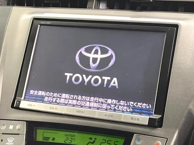 Toyota Prius 2015 photo 3