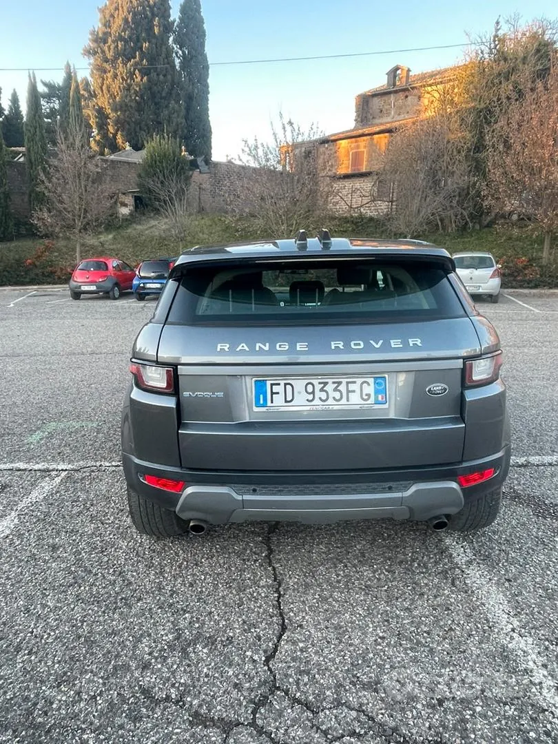 Land Rover Range Rover Evoque 2016 photo 3