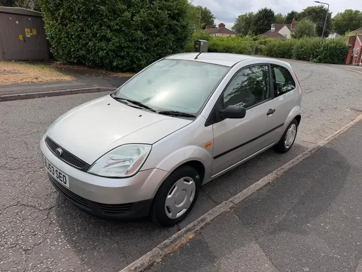 Ford Fiesta 2003 photo 3