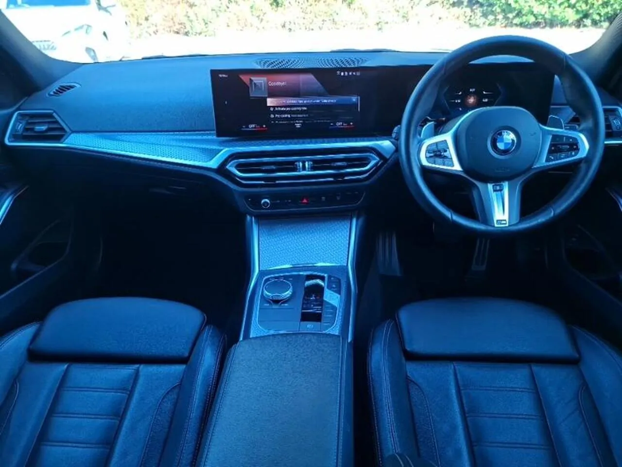 BMW 3 Series 2024 photo 3