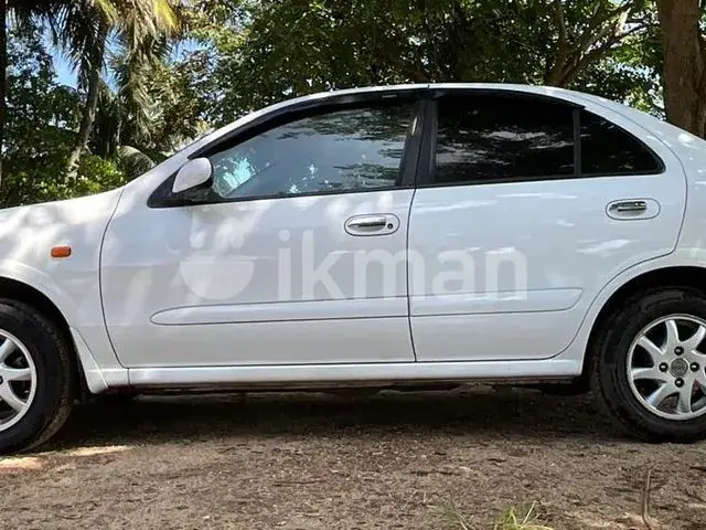 Nissan Sunny 2003 photo 3