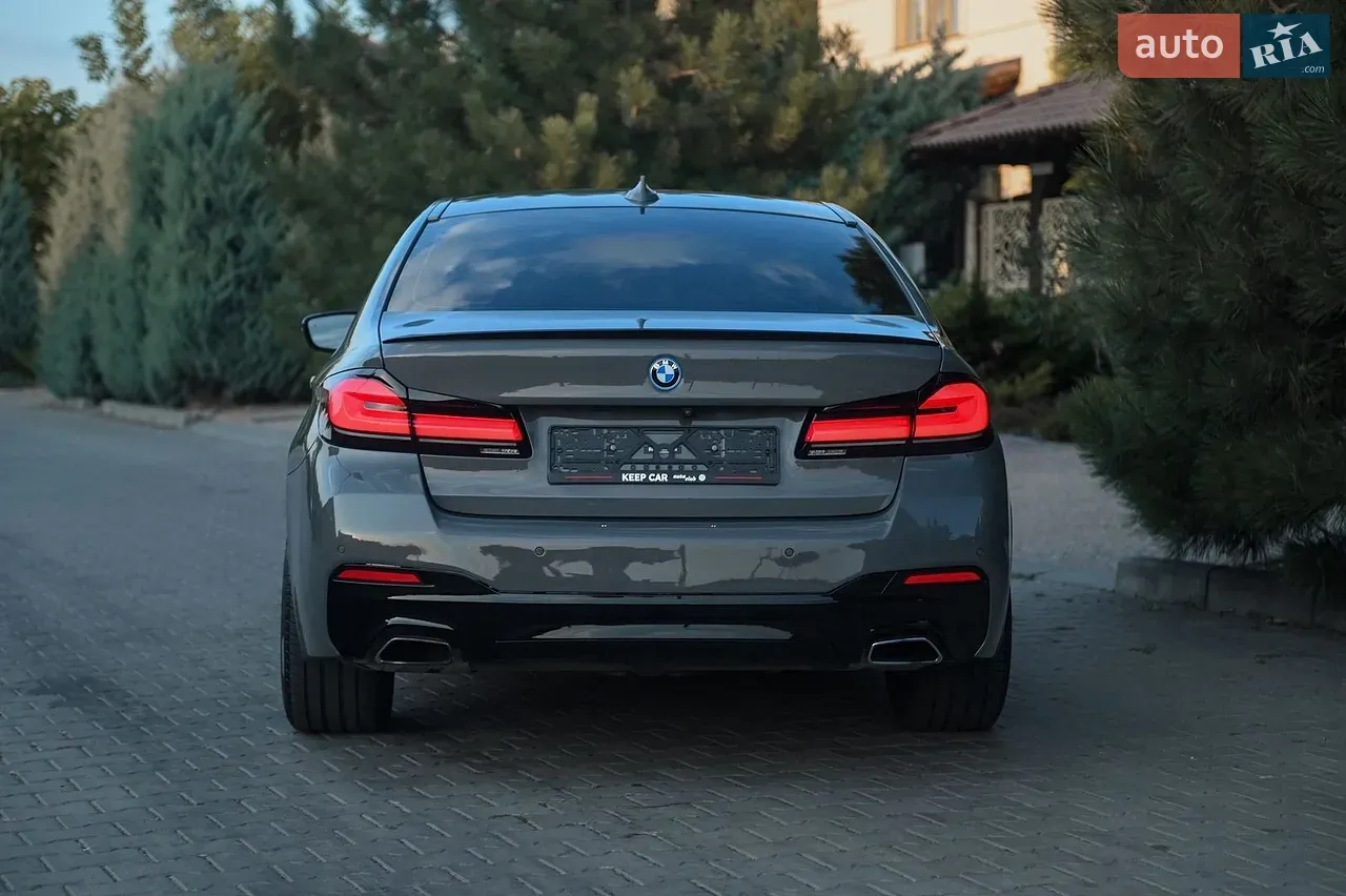 BMW 5 Series 2021 photo 5