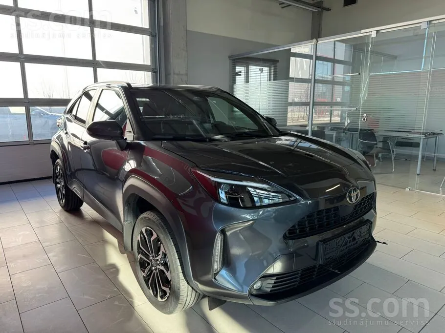 Toyota Yaris Cross 2025 photo 2
