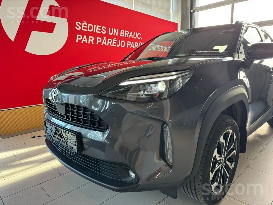 Toyota Yaris Cross 2025 photo 3