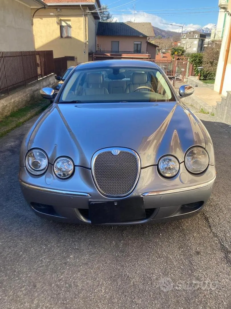 Jaguar S-Type
