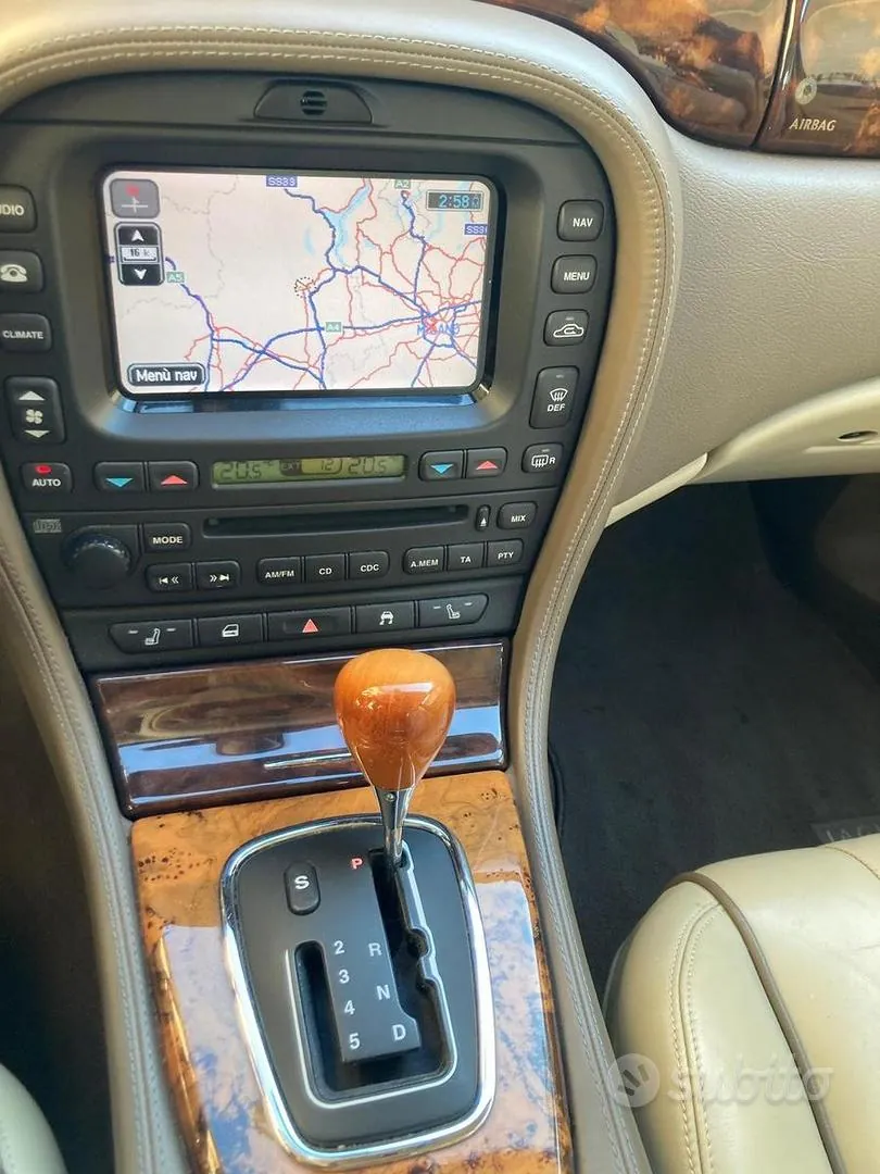 Jaguar S-Type 2007 photo 4