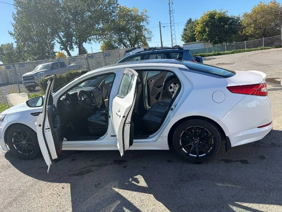 Kia Optima 2011 photo 3