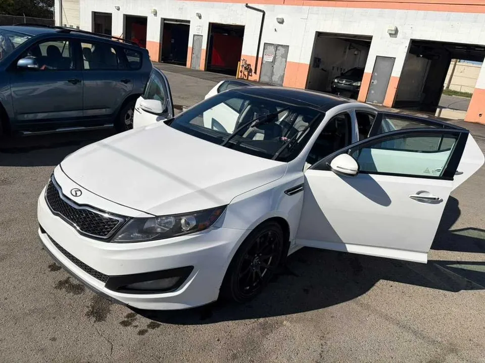 Kia Optima 2011 photo 4