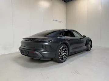 Porsche Taycan 2020 photo 3