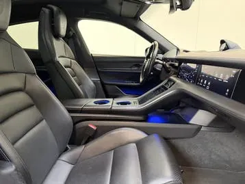 Porsche Taycan 2020 photo 2