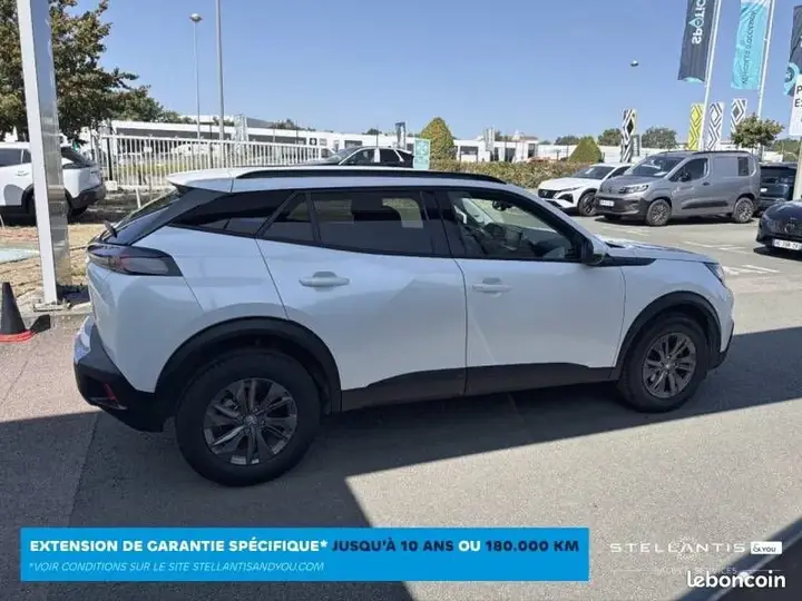 Peugeot 2008 2021 photo 4