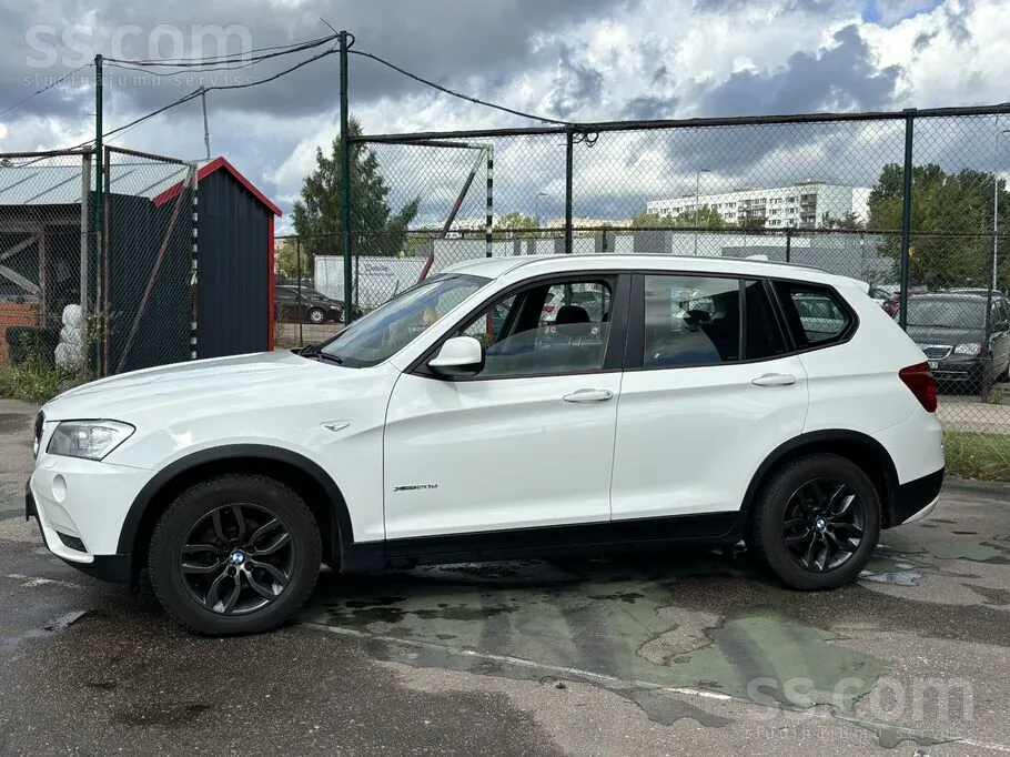 BMW X3 2013 photo 2