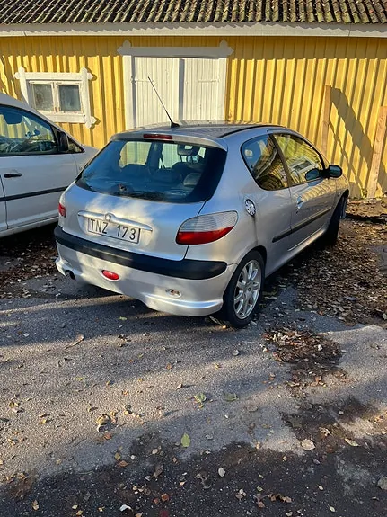 Peugeot 206