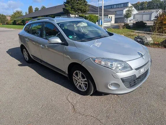 Renault Megane Iii 2011 photo 4