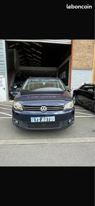 Volkswagen Touran 2015 photo 5