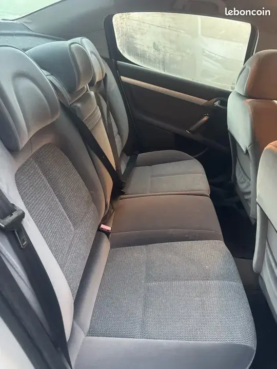Peugeot 407 2006 photo 3