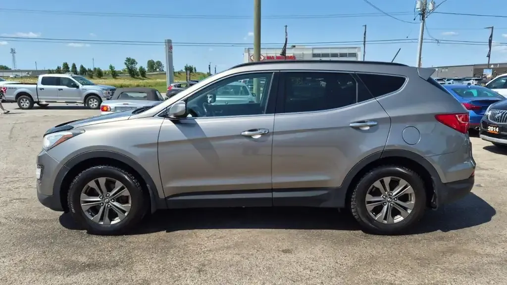 Hyundai Santa Fe 2014 photo 2