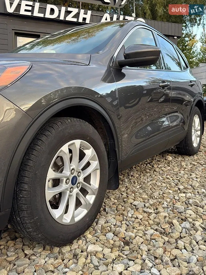 Ford Escape 2020 photo 4