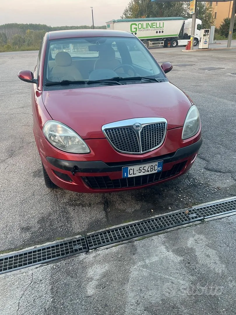 Lancia Ypsilon