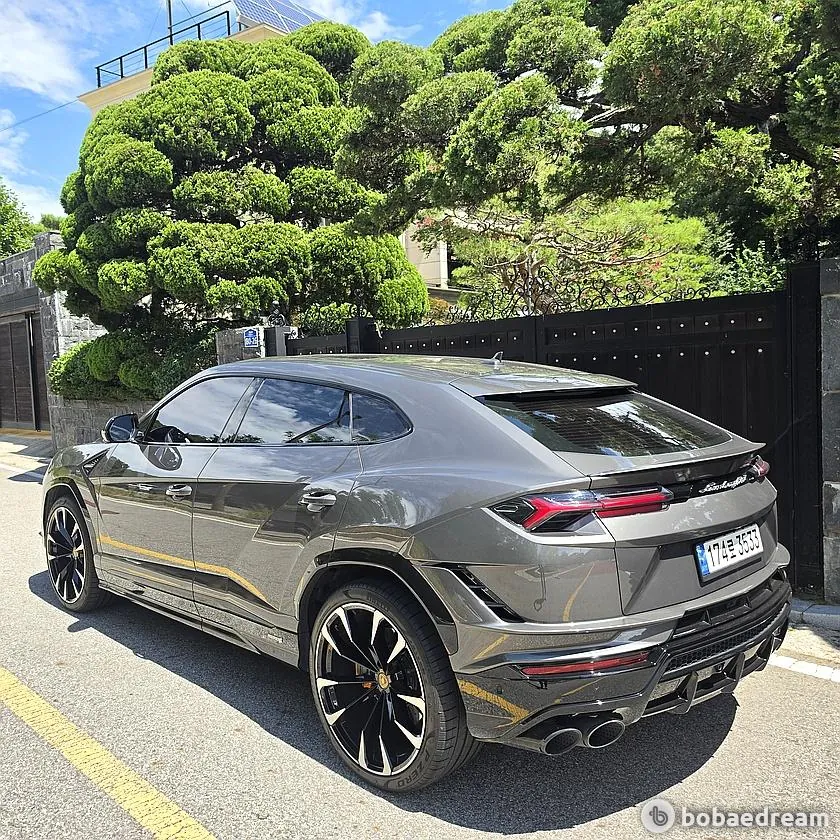Lamborghini Urus 2024 photo 3