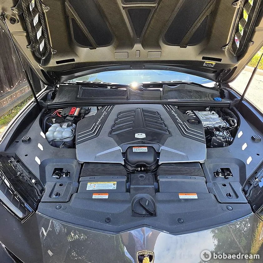 Lamborghini Urus 2024 photo 5