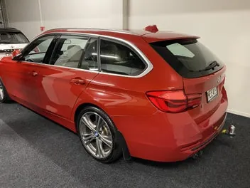 BMW 320I 2019 photo 3