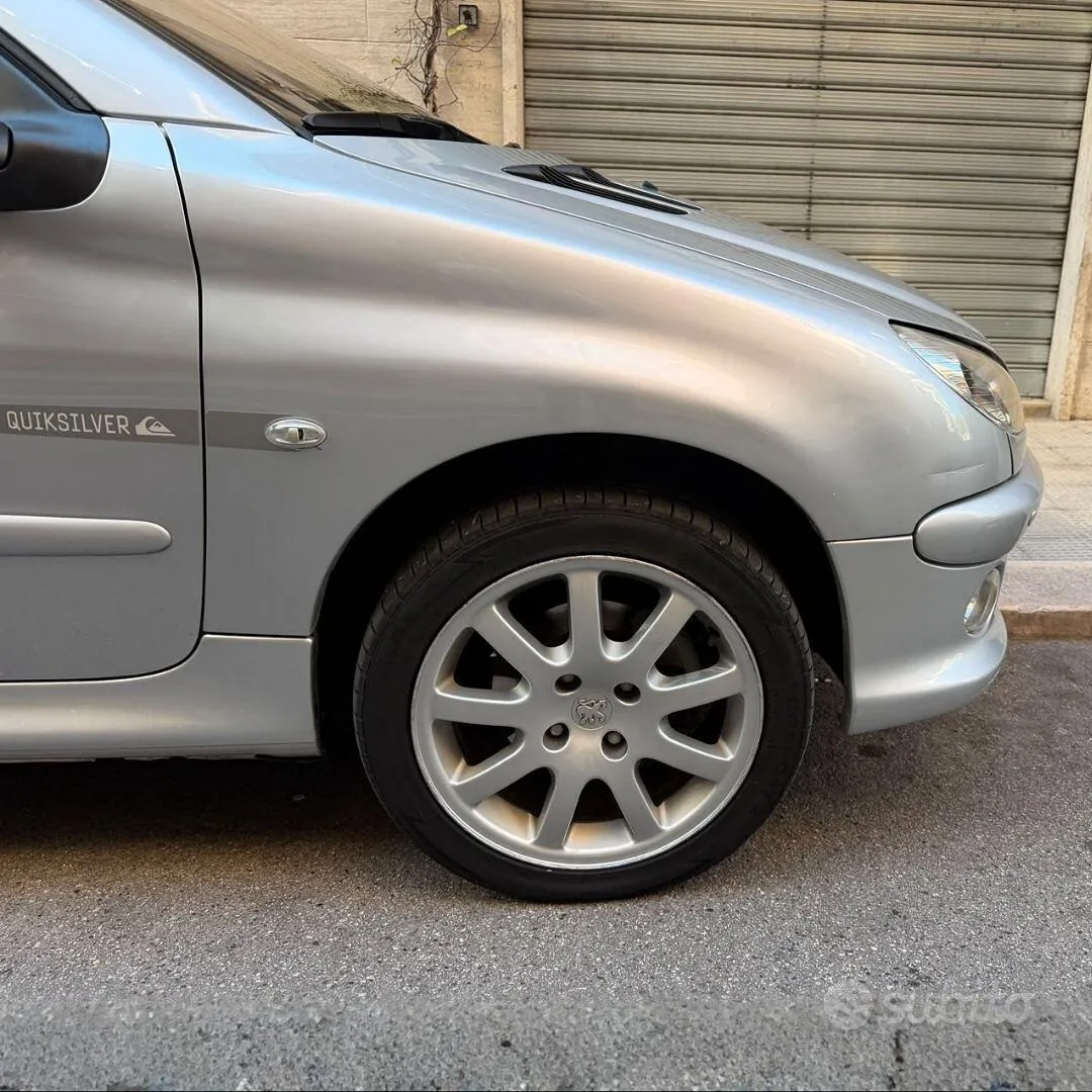 Peugeot 206 2006 photo 4