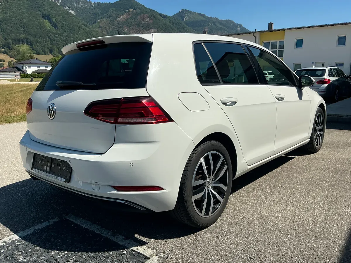 Volkswagen Golf 2019 photo 2
