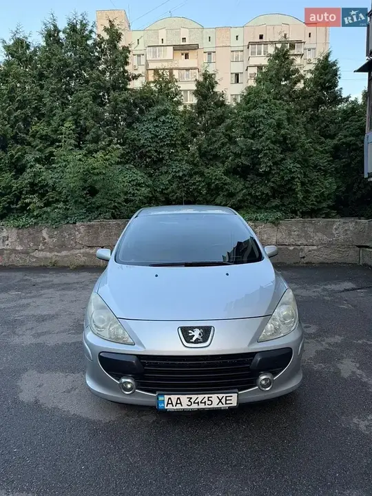 Peugeot 307