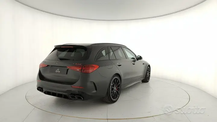 Mercedes-Benz C-Class 2024 photo 3