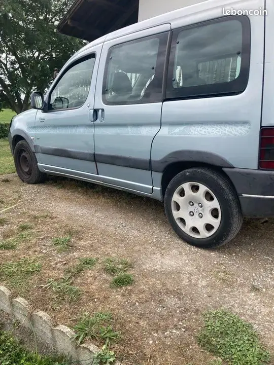 Peugeot Partner 2004 photo 2