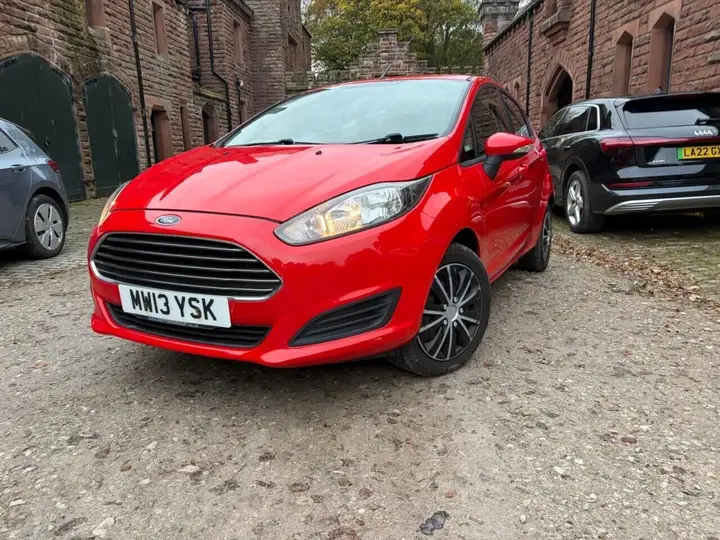 Ford Fiesta 2013 photo 3