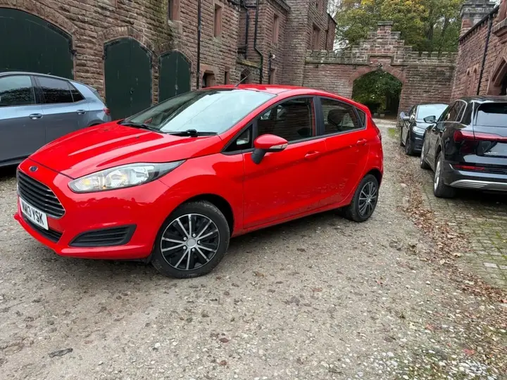Ford Fiesta 2013 photo 4