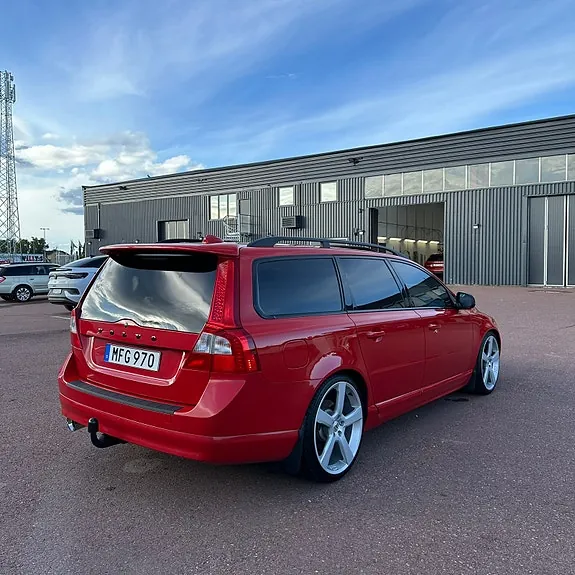 Volvo V70 2012 photo 4