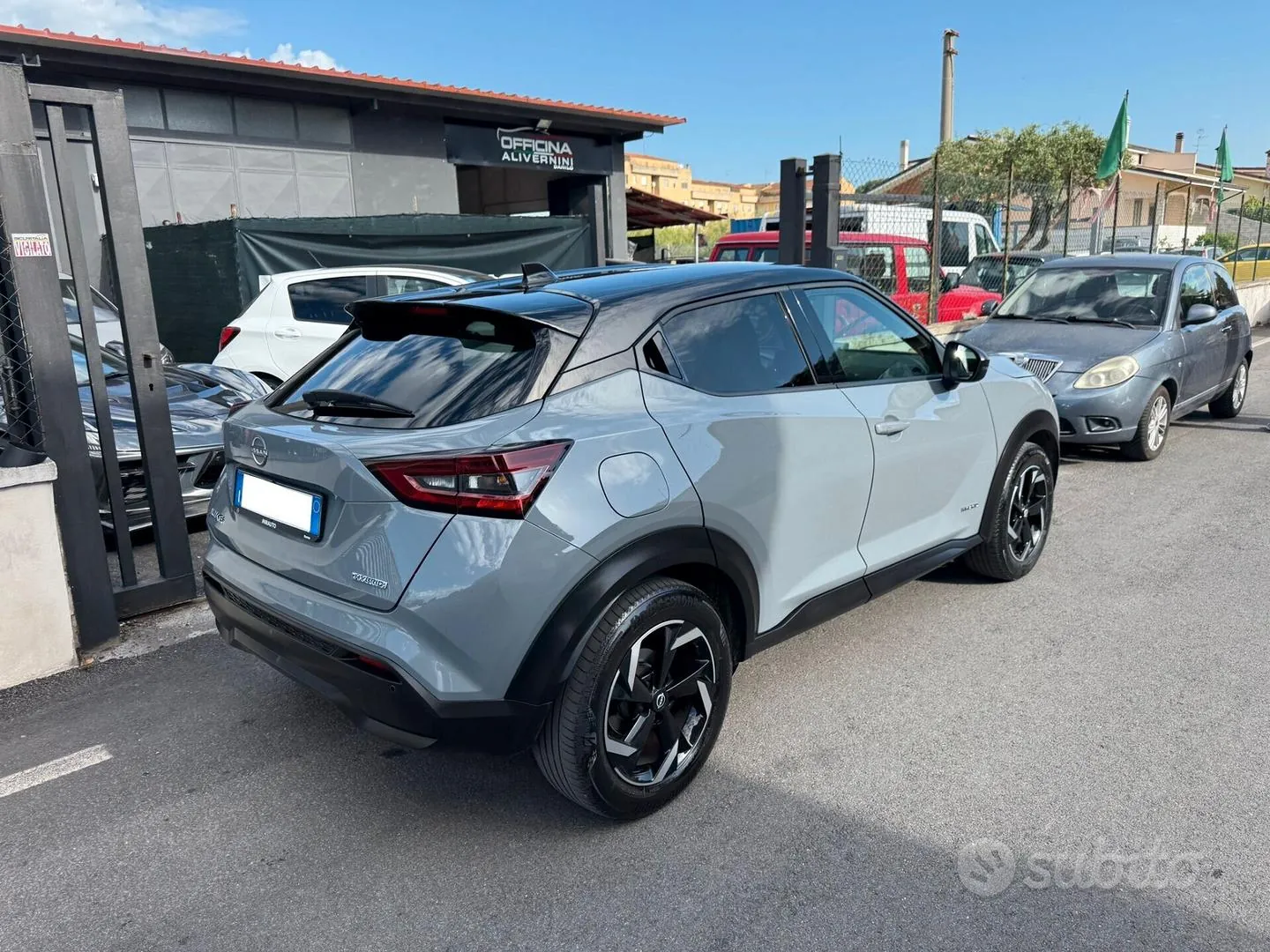 Nissan Juke 2023 photo 2