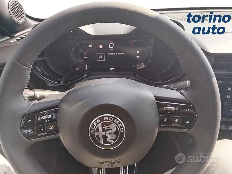 Alfa Romeo Junior 2026 photo 4