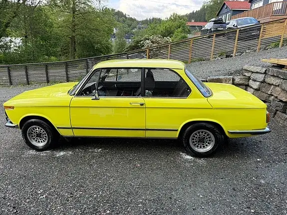BMW 1502