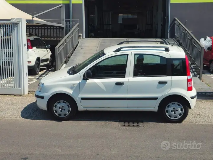 Fiat Panda 2012 photo 2