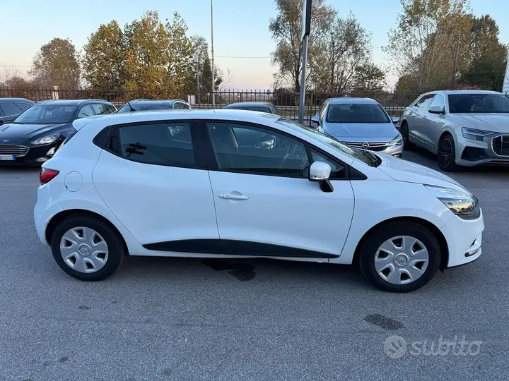 Renault Clio 2018 photo 4