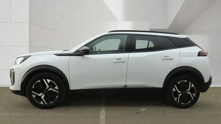 Peugeot 2008 Allure 2024 photo 5