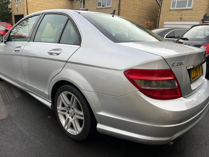 Mercedes-Benz C-Class 2009 photo 4